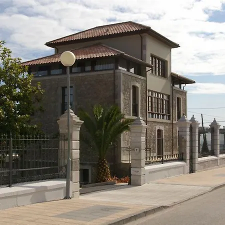 Villadesella Szálloda Ribadesella