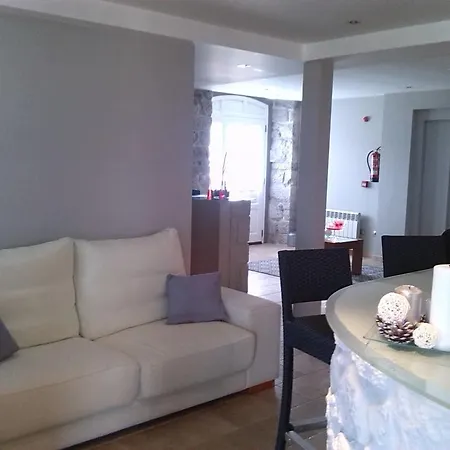 Villadesella 3*