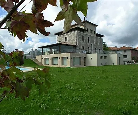Villadesella 3* Ribadesella