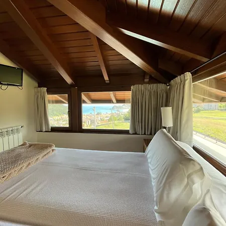 Villadesella 3*