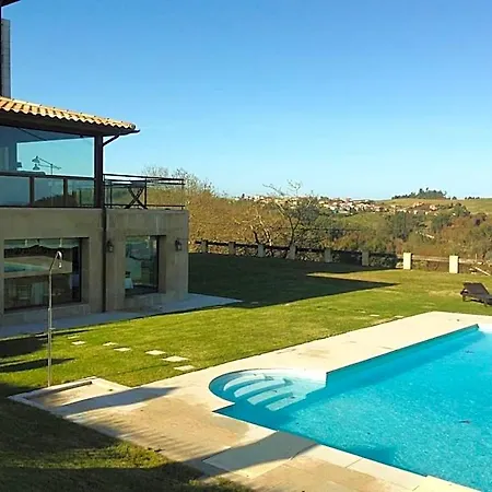 Villadesella 3* Ribadesella
