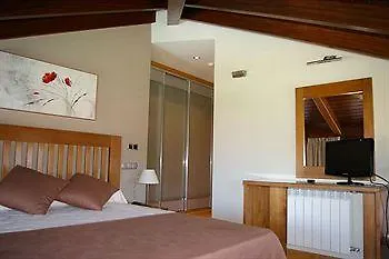 Villadesella 3*