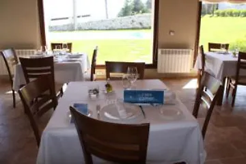 Villadesella Hotell