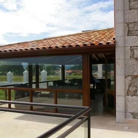 Villadesella 3*