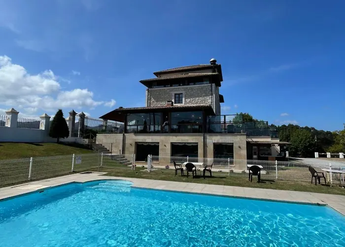 Villadesella Hotel 3*