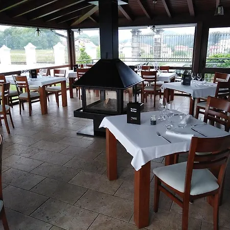 Villadesella 3*